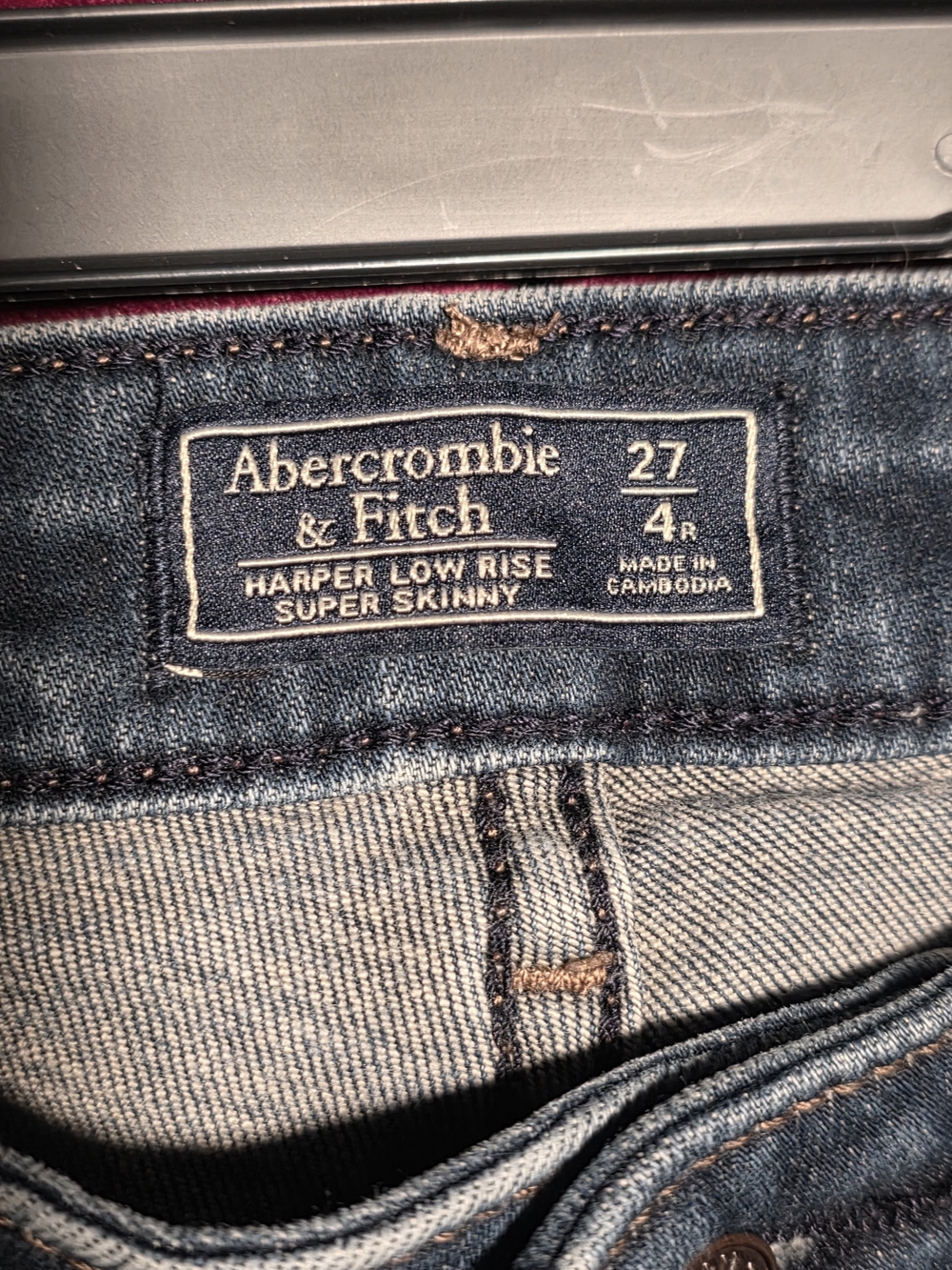 $78 MSRP Abercrombie & Fitch Harper Low Rise Super Skinny Jeans - Dark Blue